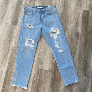 Levi’s Wedgie Straight Leg Jean size 29